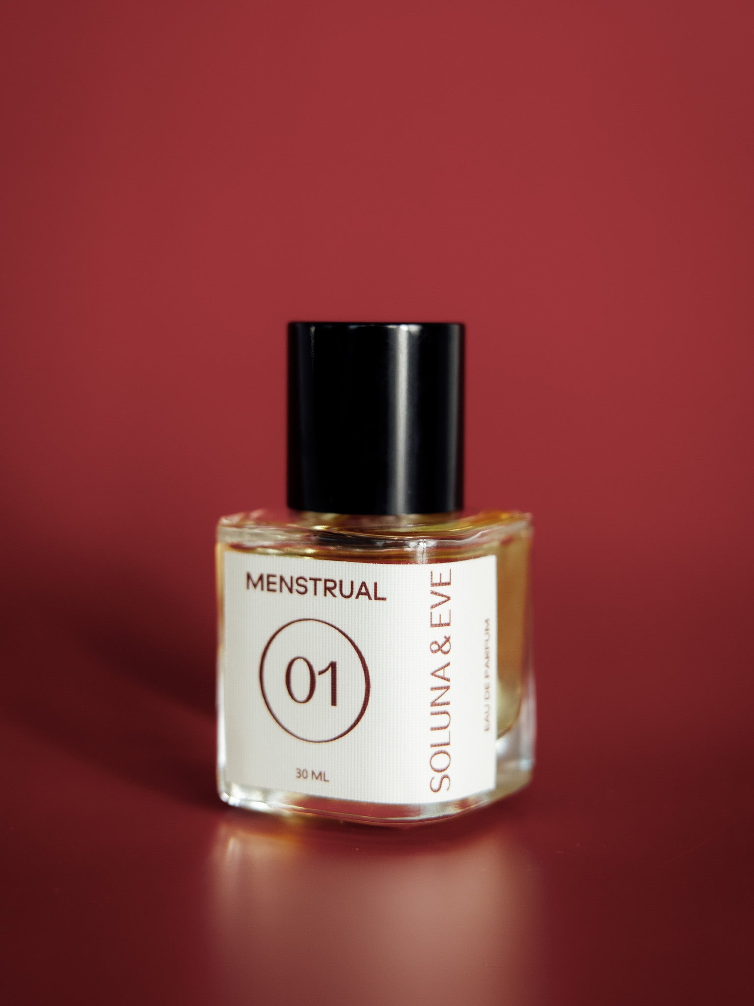 Hormone-safe menstrual phase perfume with lavender and clary sage