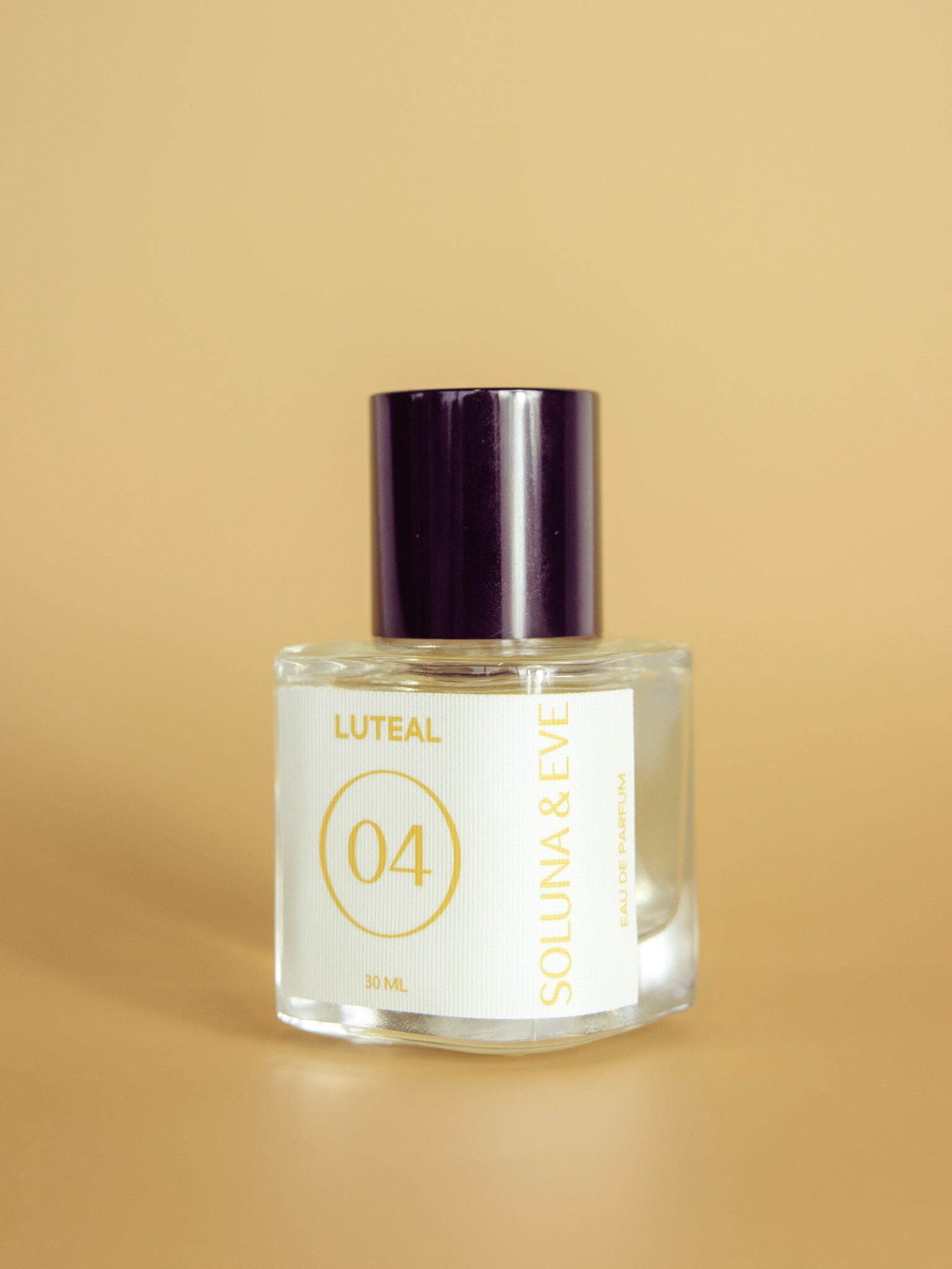 Citrus hormone-safe perfume for PMS and luteal phase